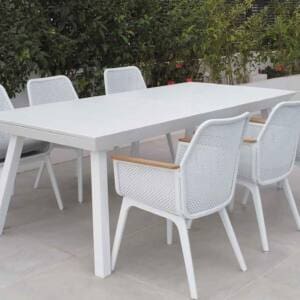 Mesa extensible y sillas para exterior Madagascar